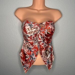New Strapless top with a floral pattern